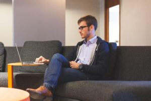 企業選びの相場はどれくらいが妥当？